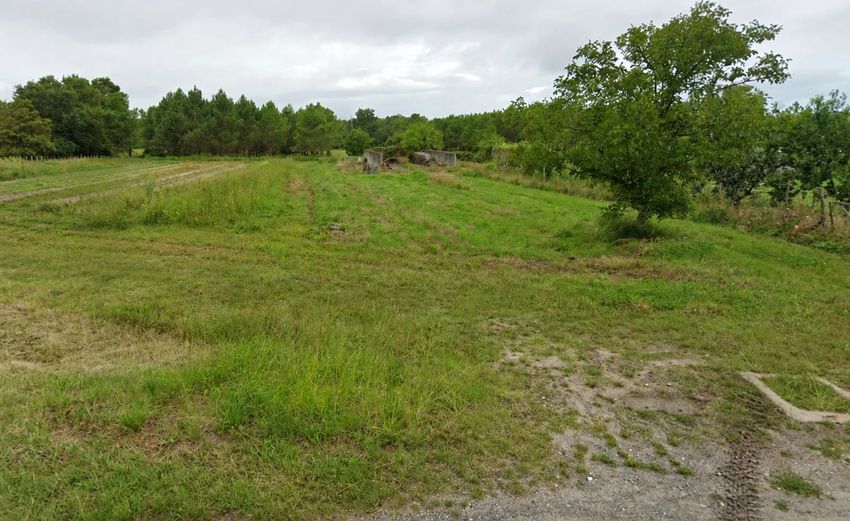 Image de terrain à Eyrans