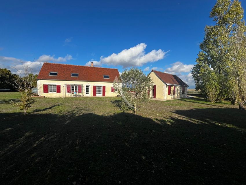 Image Façade à  maison individuelle de Bléré