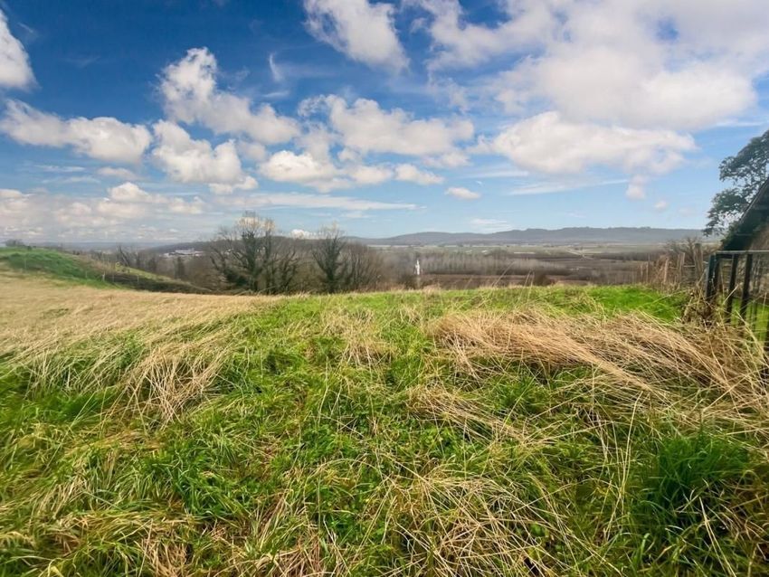 Image Vue à terrain de Guiche