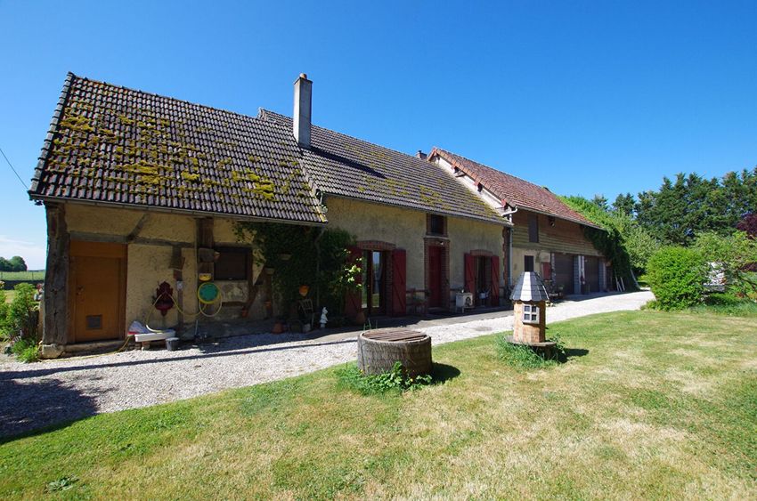 Image Façade à  maison individuelle de Aillant-sur-Milleron