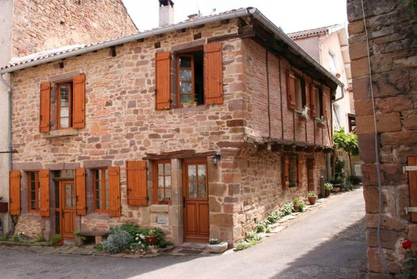 Image Façade à  maison individuelle de Monestiés