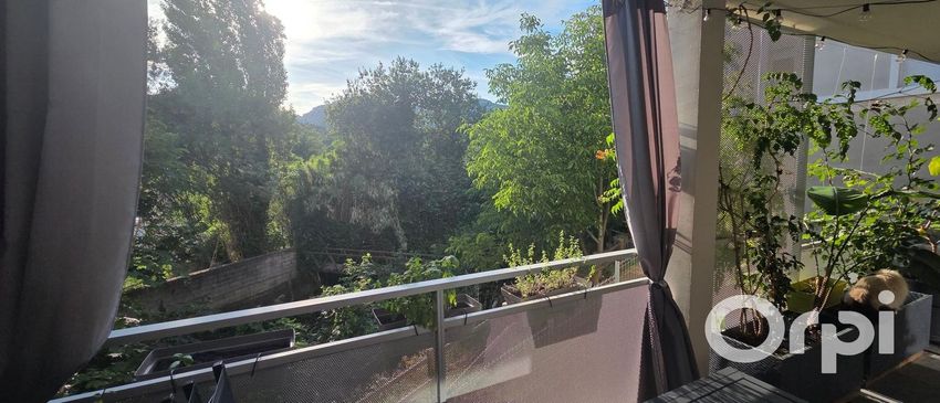 Image Terrasse à appartement de Roquevaire