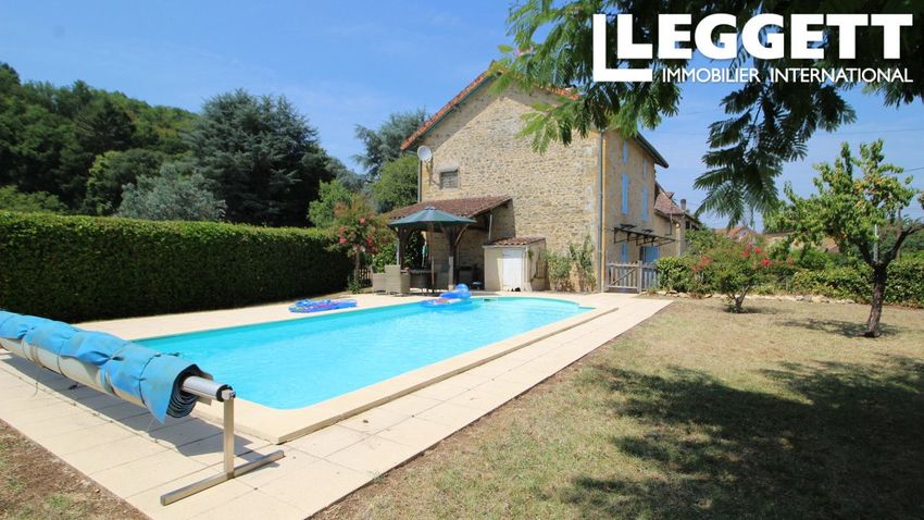 Image Piscine à  maison individuelle de Mauzac-et-Grand-Castang
