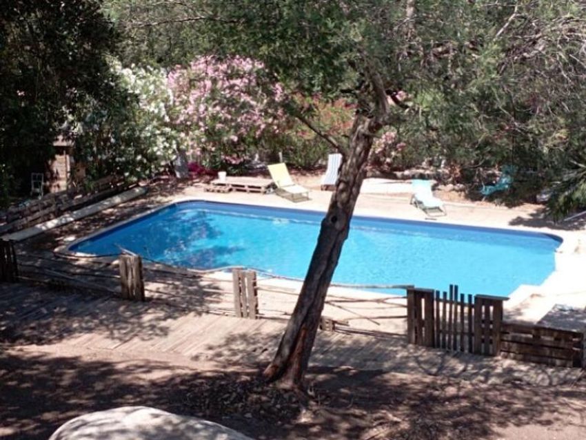 Image Piscine à  maison individuelle de Levie