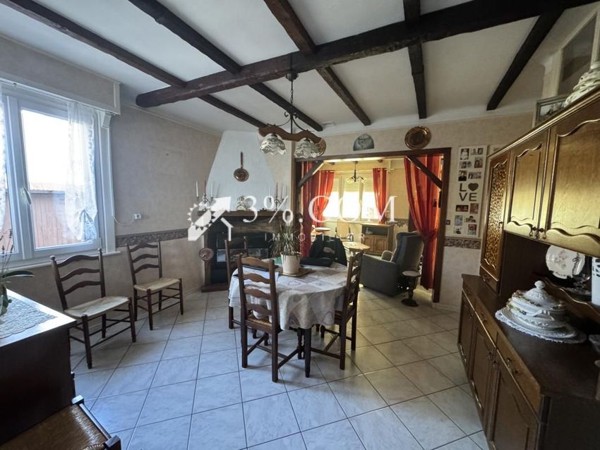 Image Salon à  maison de village de Hordain