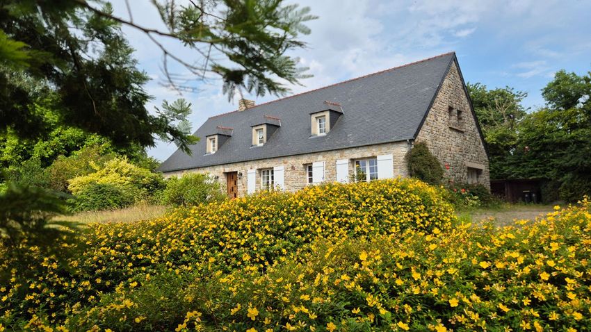 Image Façade à  maison individuelle de Quettehou