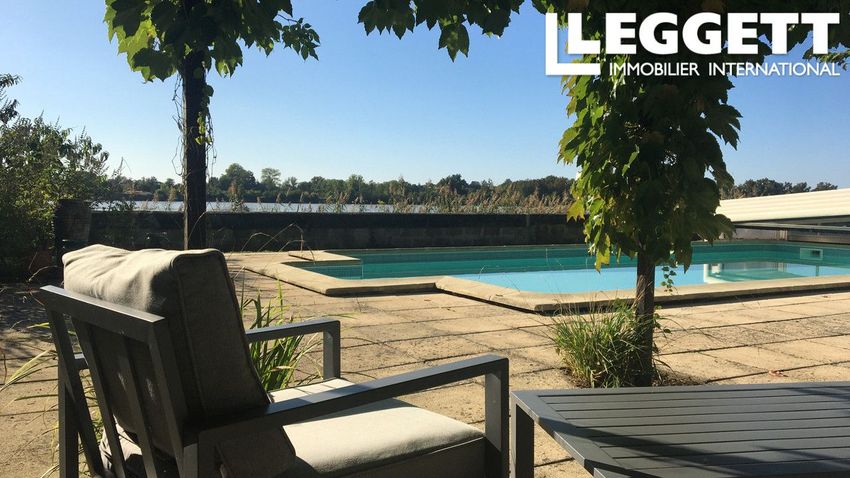 Image Piscine à  propriété agricole de Libourne