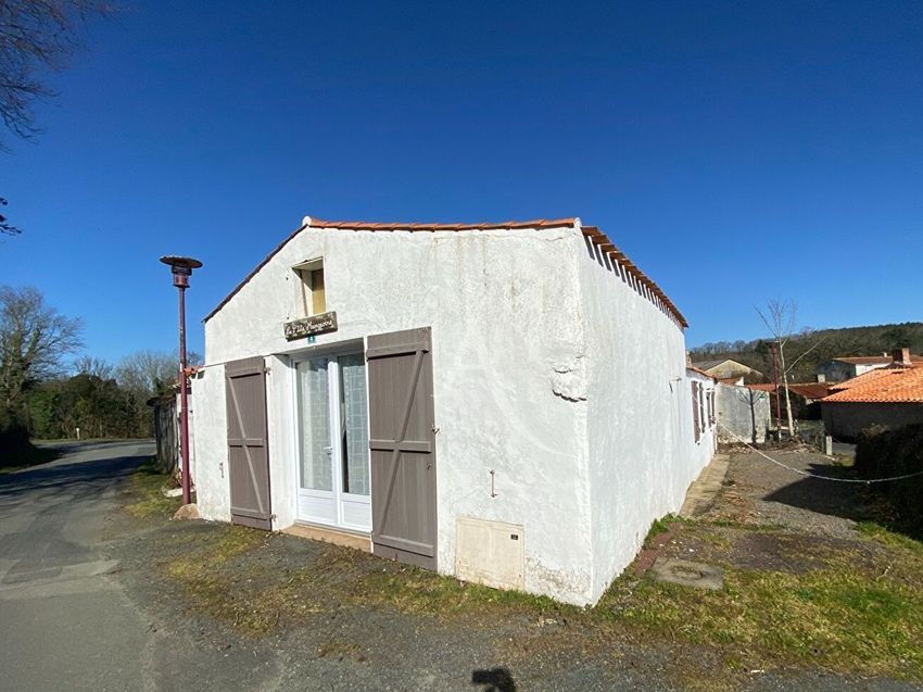 Image Façade à  maison mitoyenne de Saint-Julien-des-Landes