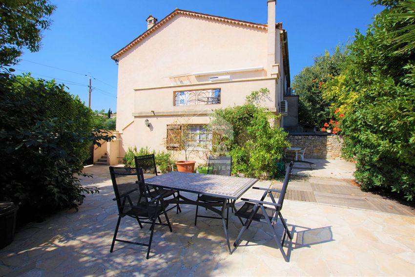 Image Terrasse à appartement de Grasse