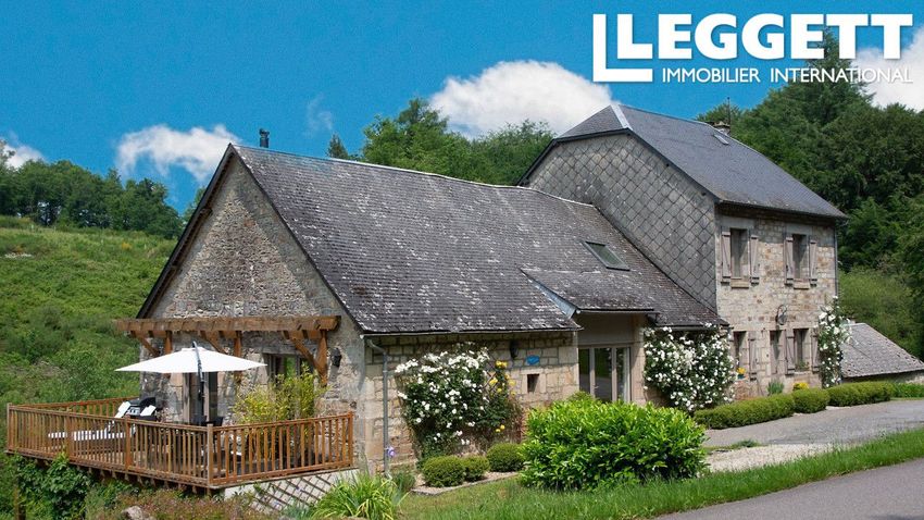 Image Façade à  propriété agricole de Gourdon-Murat