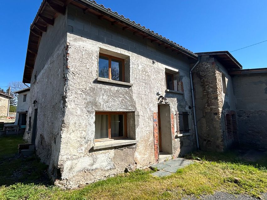 Image Façade à  maison mitoyenne de Paslières
