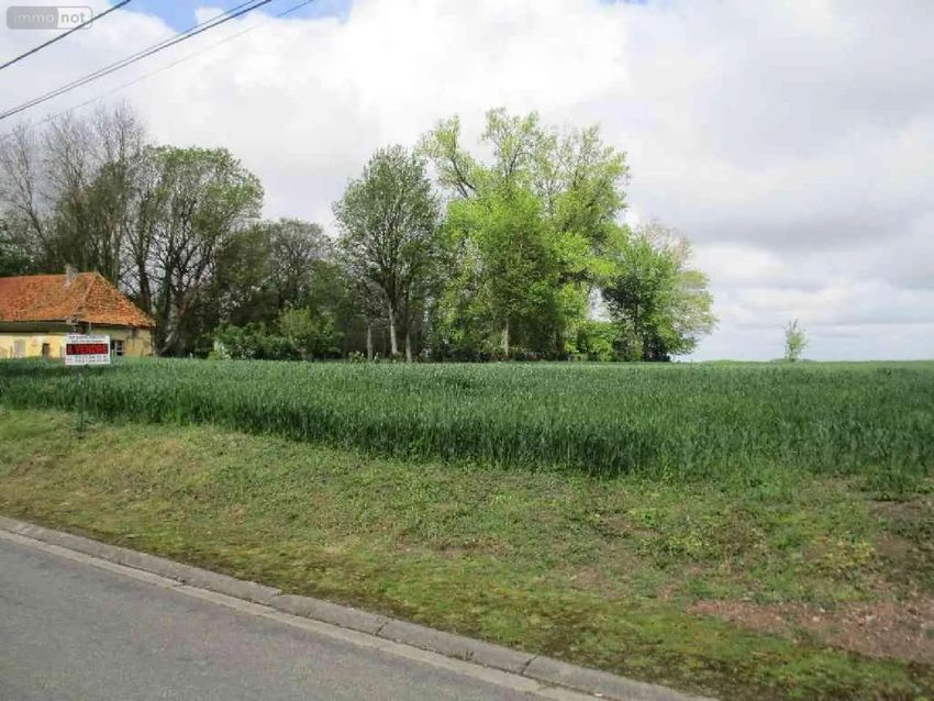 Image de terrain à Humières