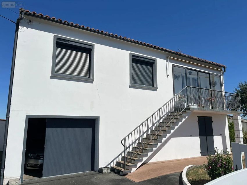 Image Façade à  maison individuelle de Marans
