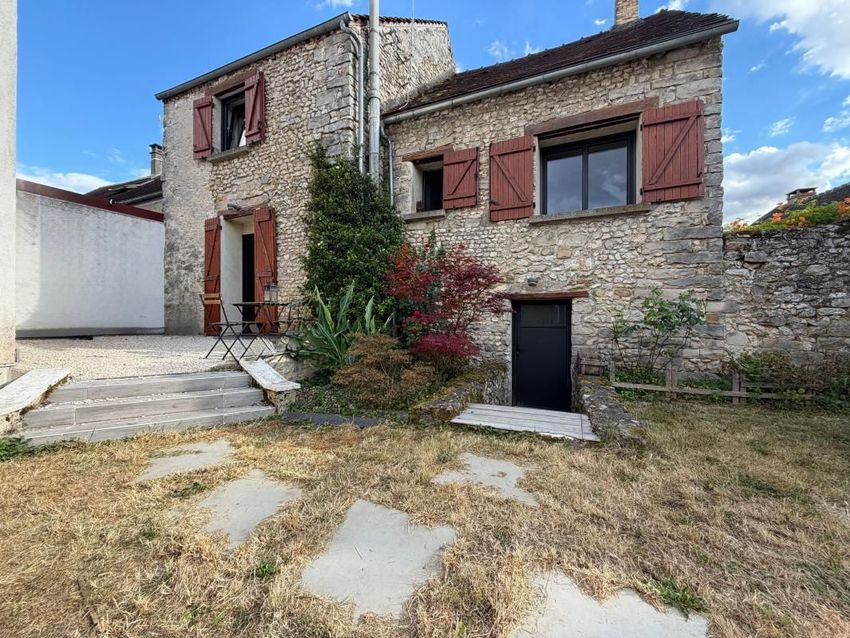 Image Façade à  maison individuelle de Baulne