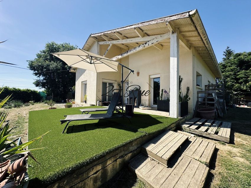Image Façade à  maison individuelle de Castagnac