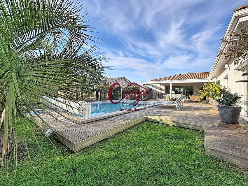 Image Piscine à  maison individuelle de Bouliac
