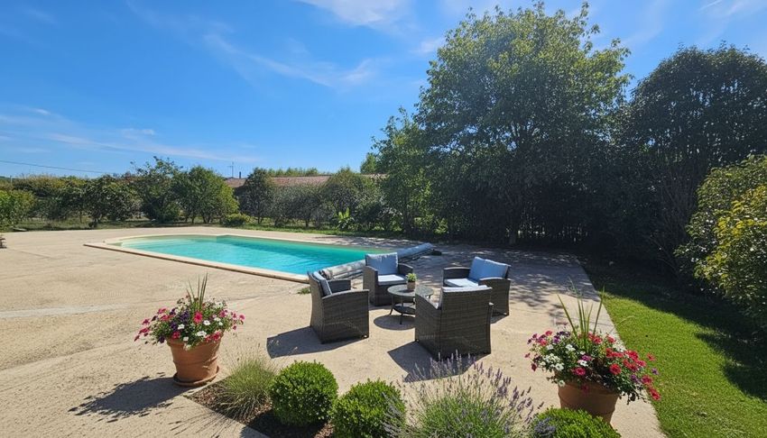 Image Piscine à  maison individuelle de Sérignac-sur-Garonne