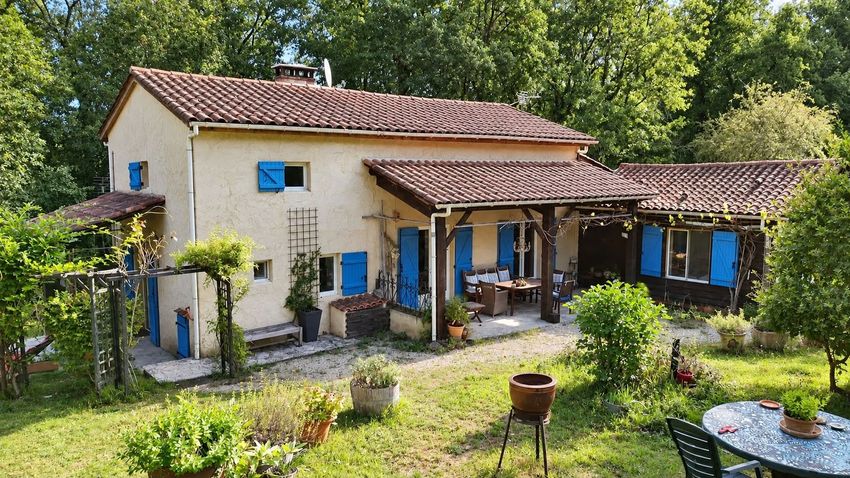 Image Façade à  maison individuelle de Campagne