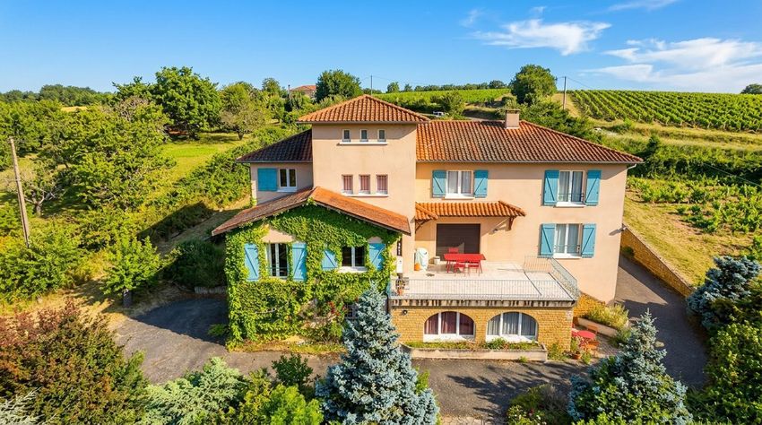 Image Façade à  maison individuelle de Val d'Oingt