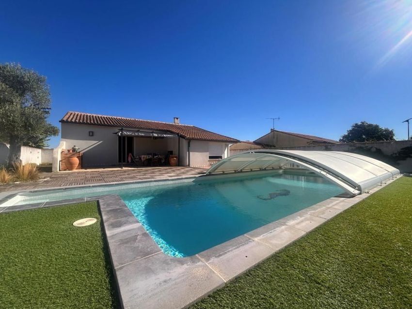 Image Piscine à  maison individuelle de Poussan