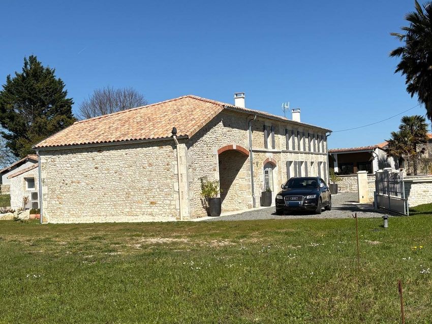Image Façade à  maison individuelle de Épargnes