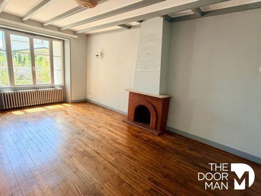 Image Pièce à  maison individuelle de 8 Rue de la Ville És Meniers