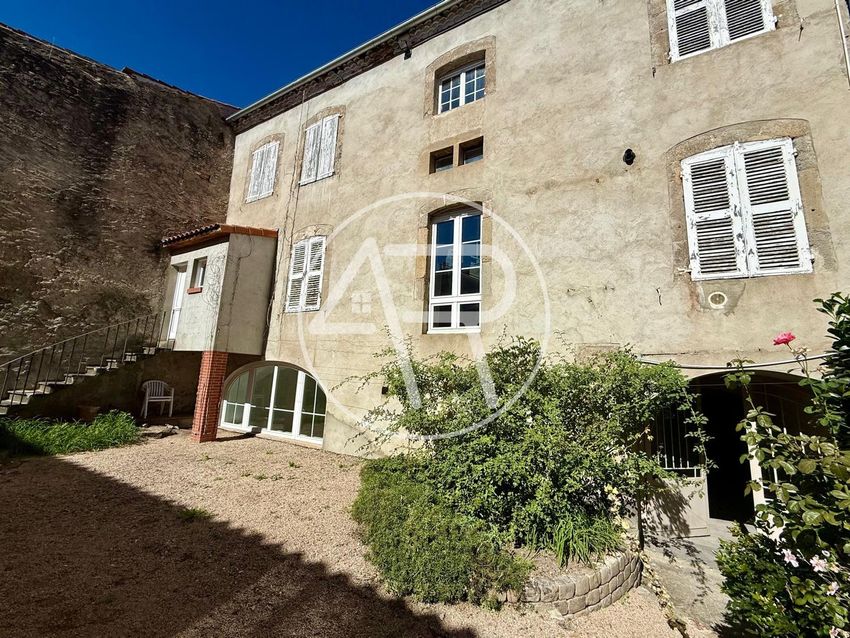 Image Façade à  maison individuelle de Brioude