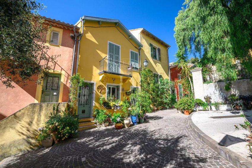 Image Façade à  maison de village de Villefranche-sur-Mer