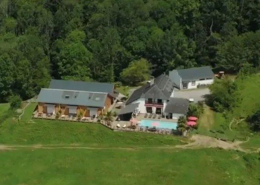 Image Façade à  propriété agricole de Montory