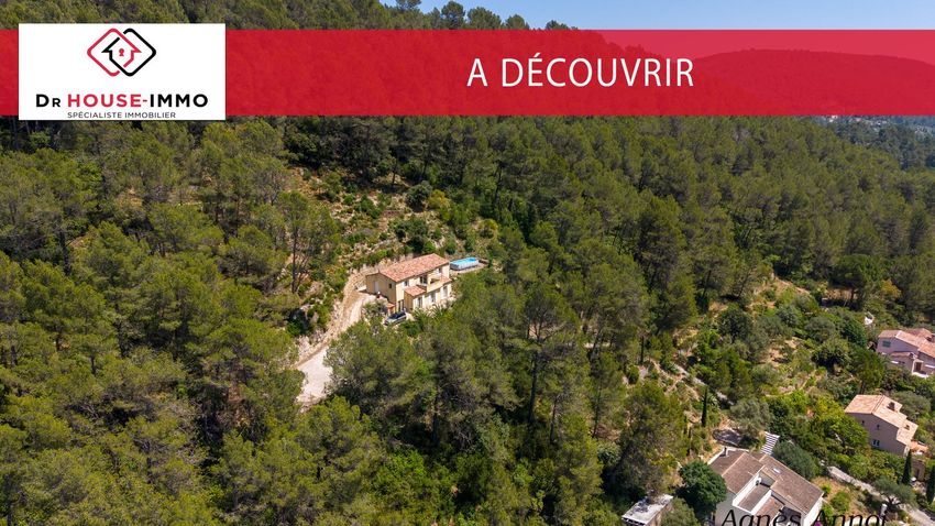 Image Vue à  villa de Belgentier
