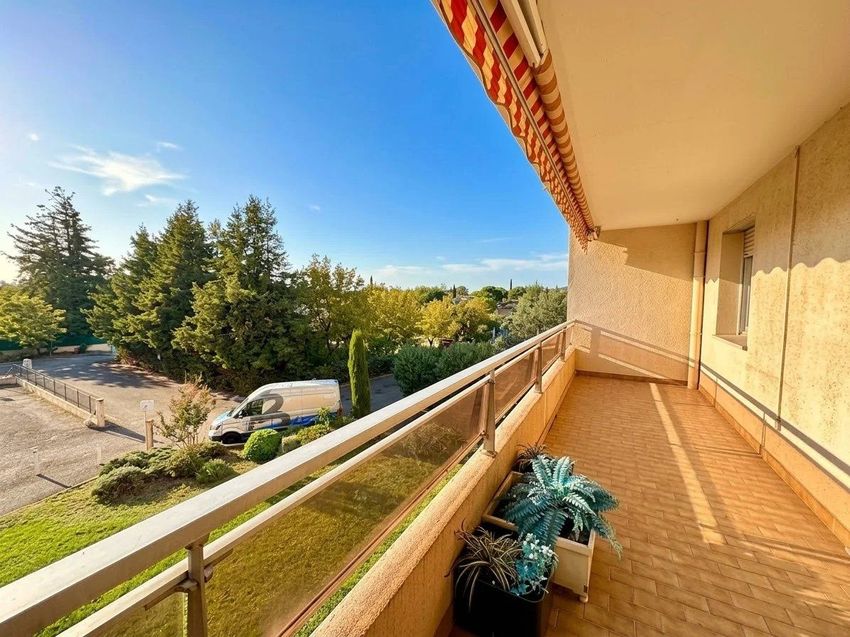 Image Terrasse à appartement de Montélimar