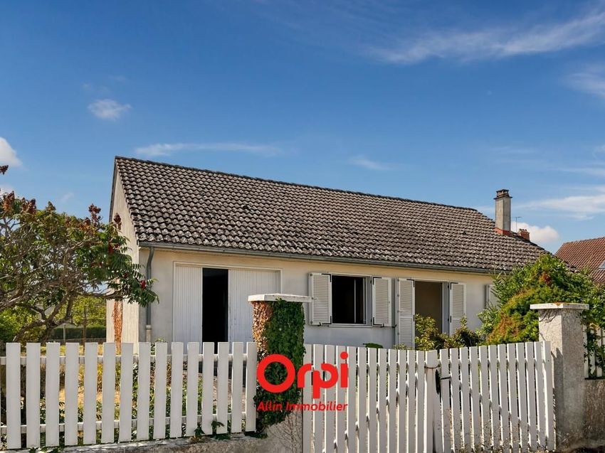 Image Façade à  maison individuelle de Montmarault