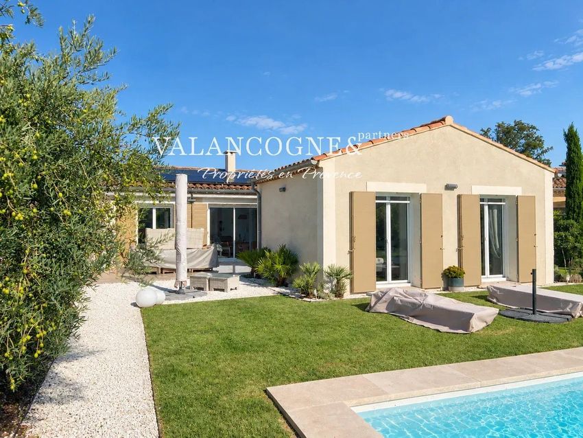 Image Piscine à  maison individuelle de Mollégès
