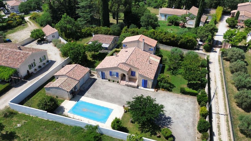 Image Piscine à  maison individuelle de Pertuis