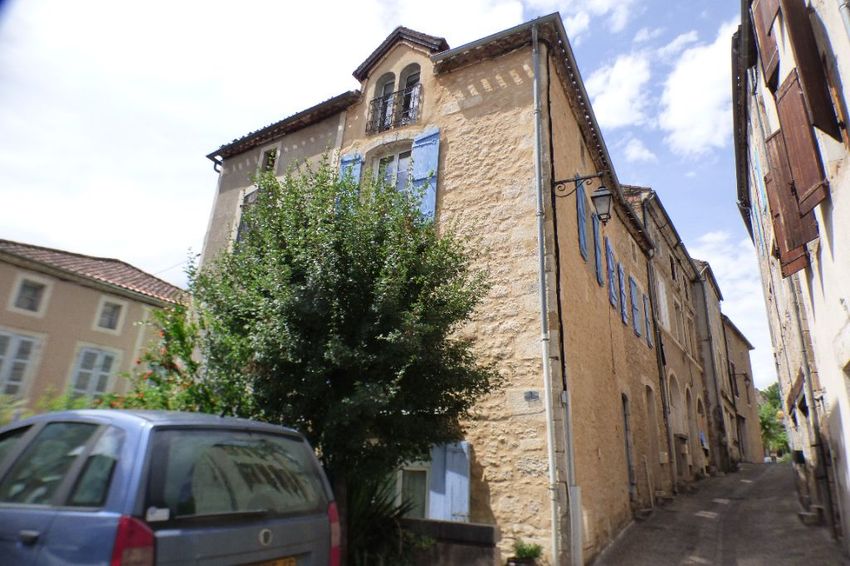 Image Façade à  maison individuelle de Puy-l'Évêque