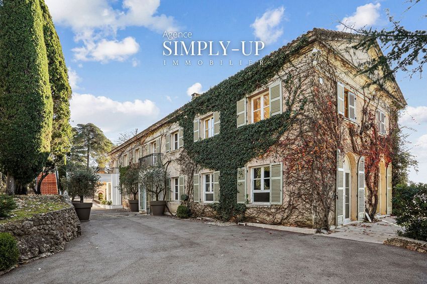 Image Façade à  manoir de Villefranche-sur-Mer