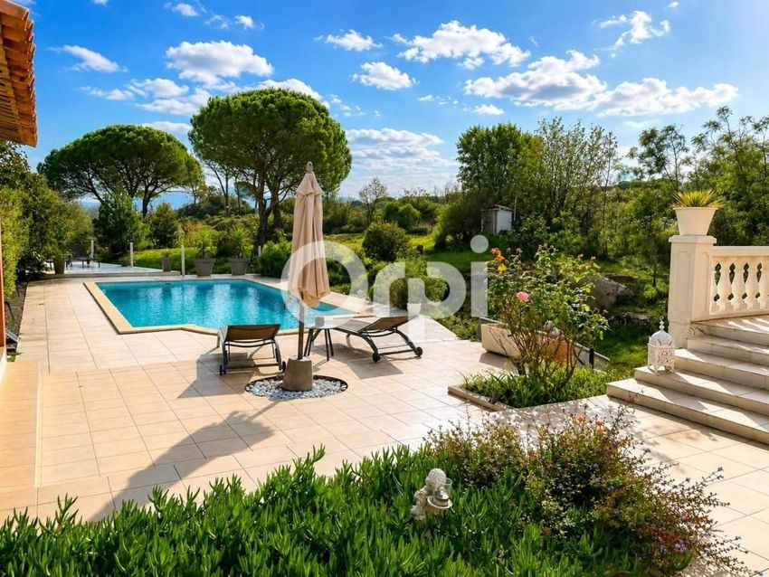 Image Piscine à  maison individuelle de Vidauban