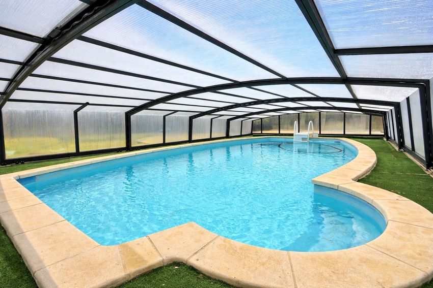 Image Piscine à  maison individuelle de Saint-Yorre