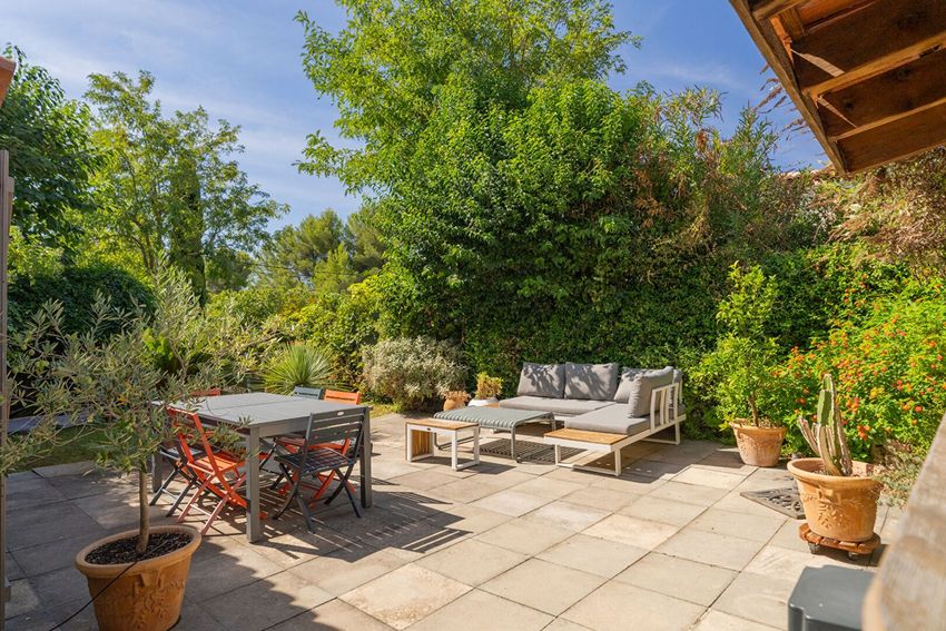 Image Terrasse à  maison individuelle de Aubagne