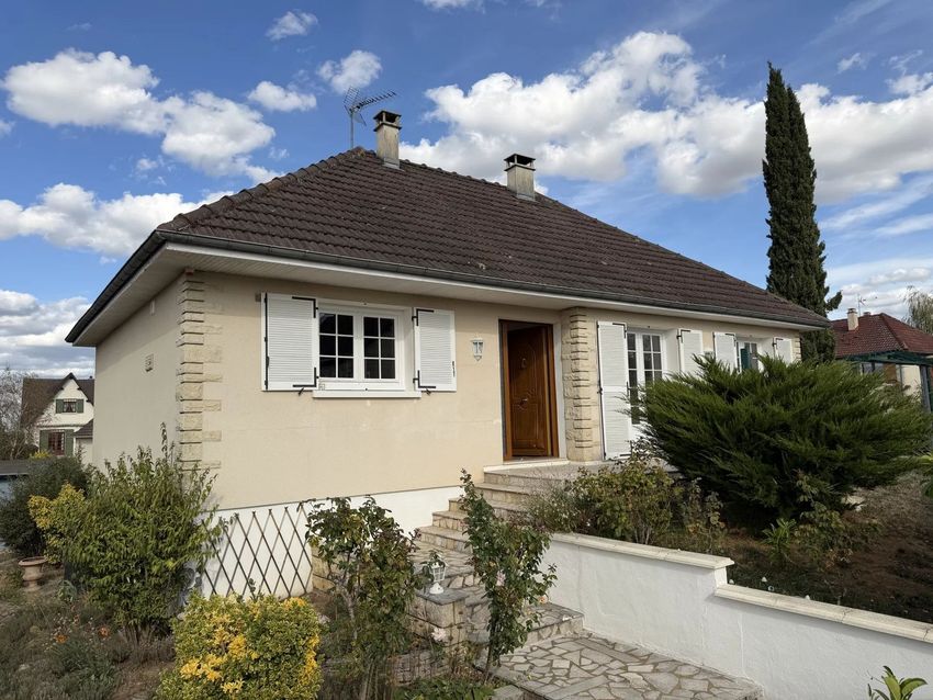 Image Façade à  maison individuelle de Saint-Georges-sur-Baulche