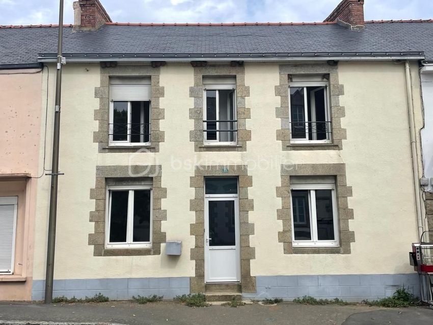 Image Façade à  maison individuelle de Rieux