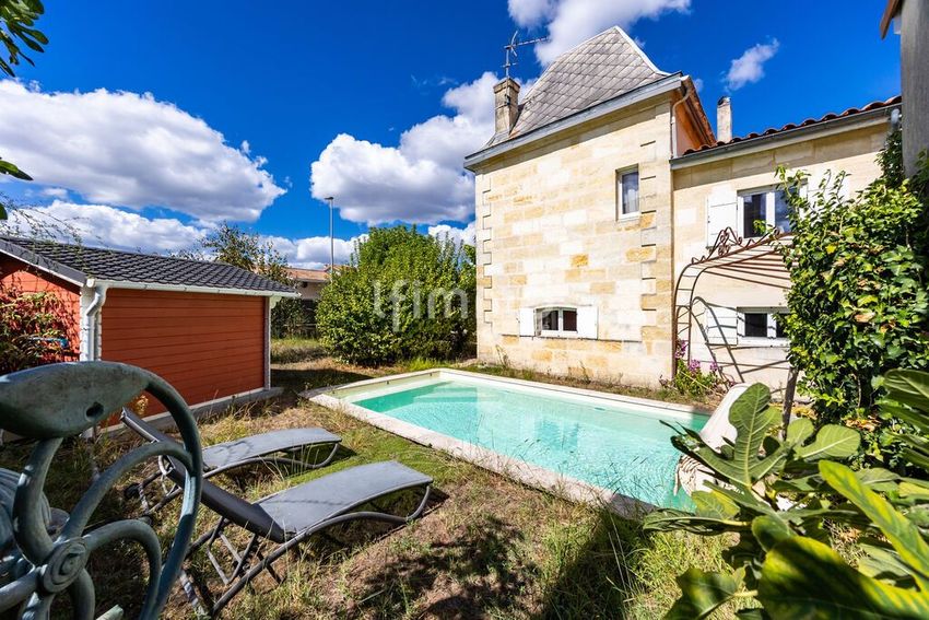 Image Piscine à  propriété agricole de Pessac