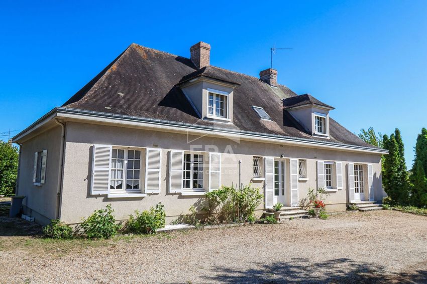 Image Façade à  maison individuelle de Château-Landon