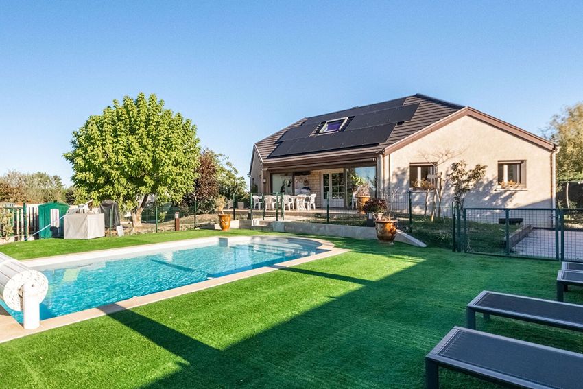 Image Piscine à  maison individuelle de Couternon