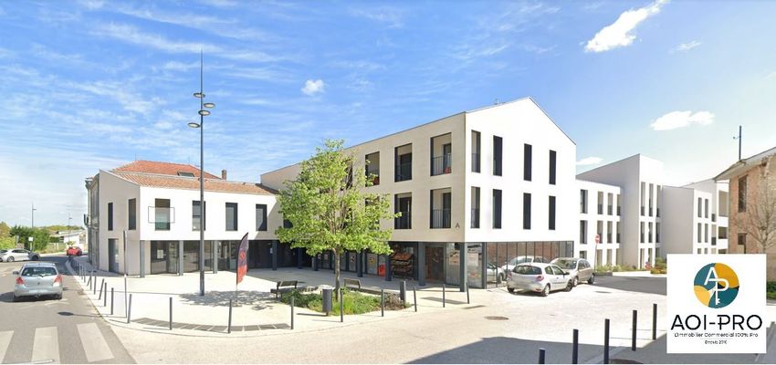 Image Façade à local de Saint-Médard-en-Jalles