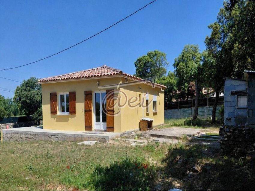 Image Façade à  maison individuelle de Saint-Maximin-la-Sainte-Baume