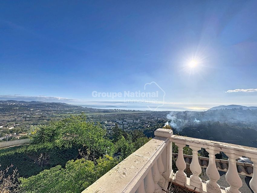 Image Vue à  villa de Mandelieu-la-Napoule