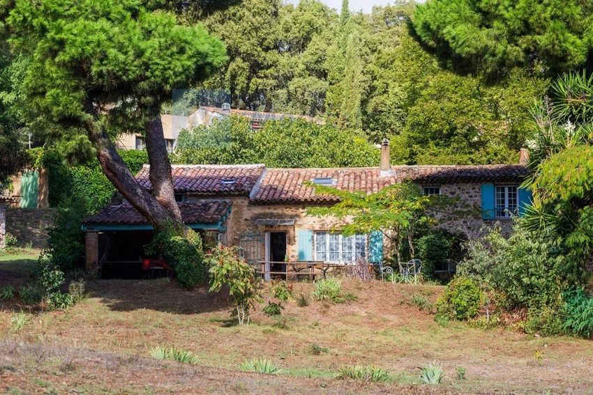 Image Façade à  maison individuelle de La Garde-Freinet