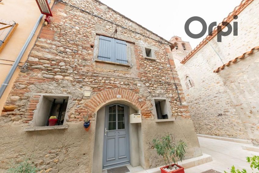 Image Façade à  maison de village de Baho
