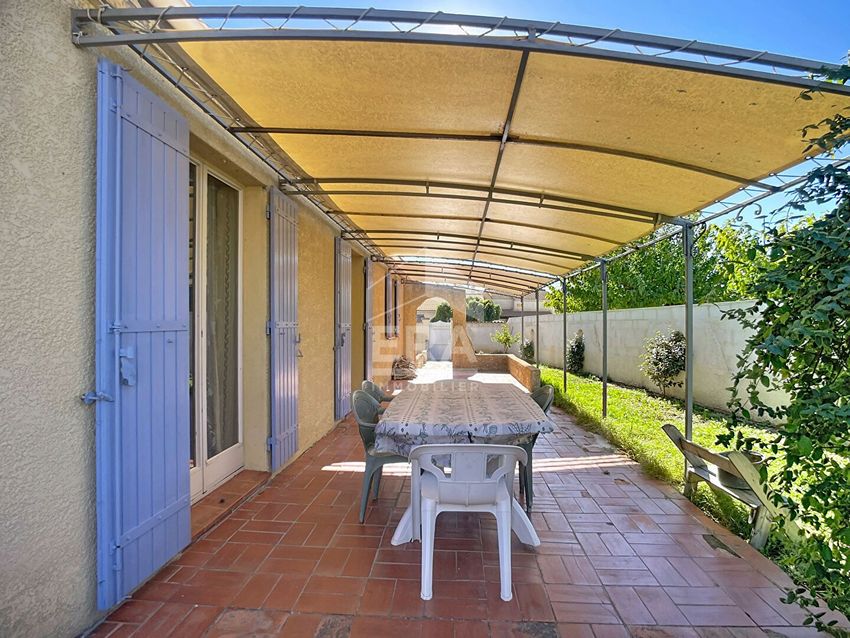 Image Terrasse à  maison individuelle de Berre-l'Étang